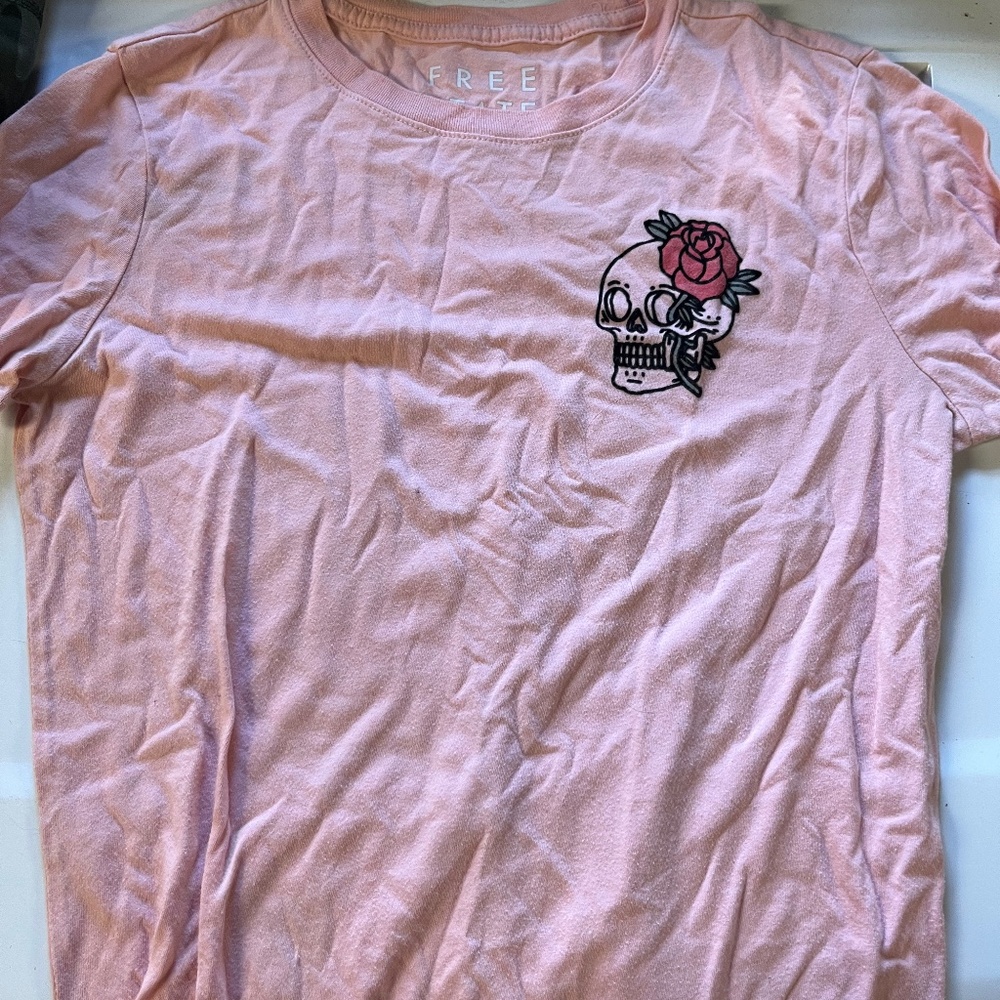 Free state pink skull top